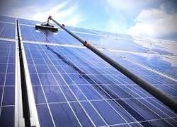 Reinigung von Photovoltaik und Sollaranlagen